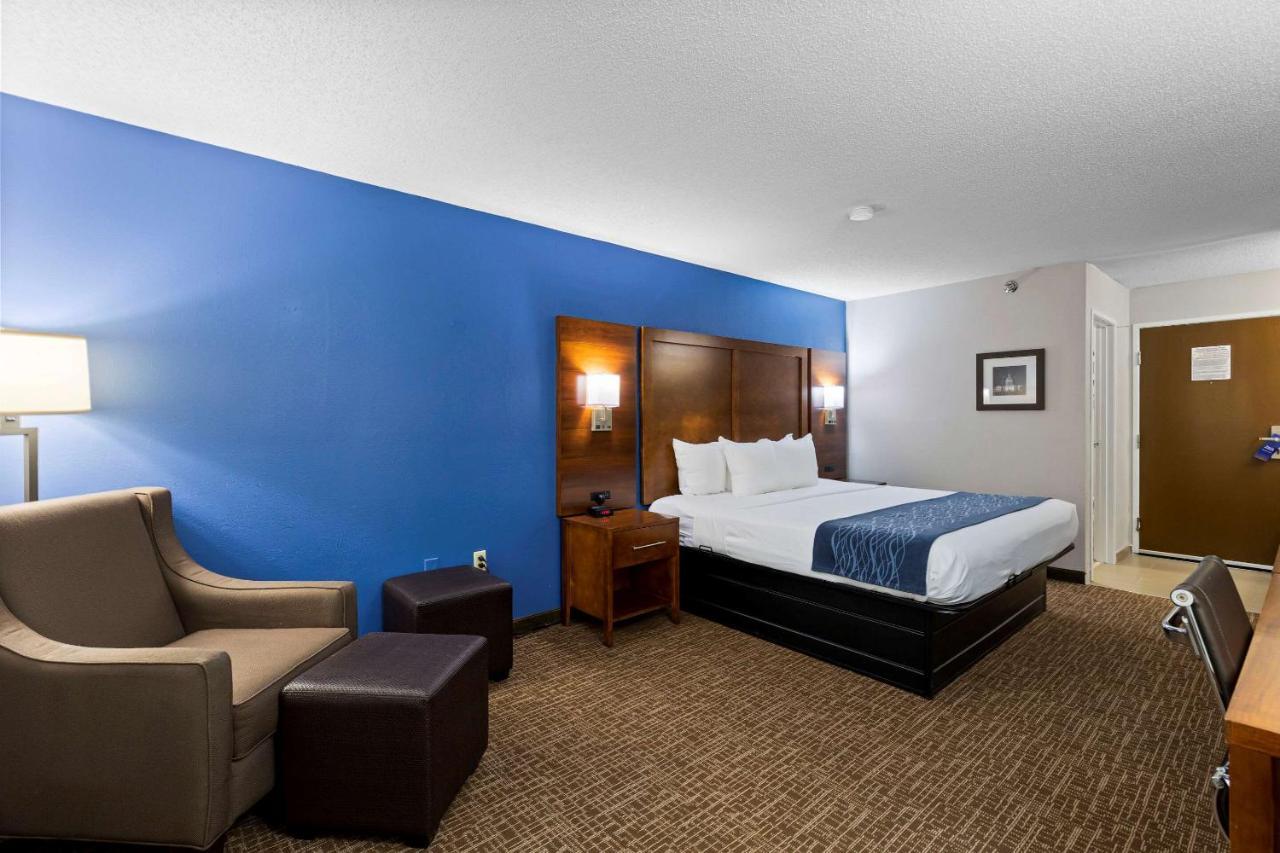 Comfort Inn & Suites St Louis-Hazelwood Zewnętrze zdjęcie