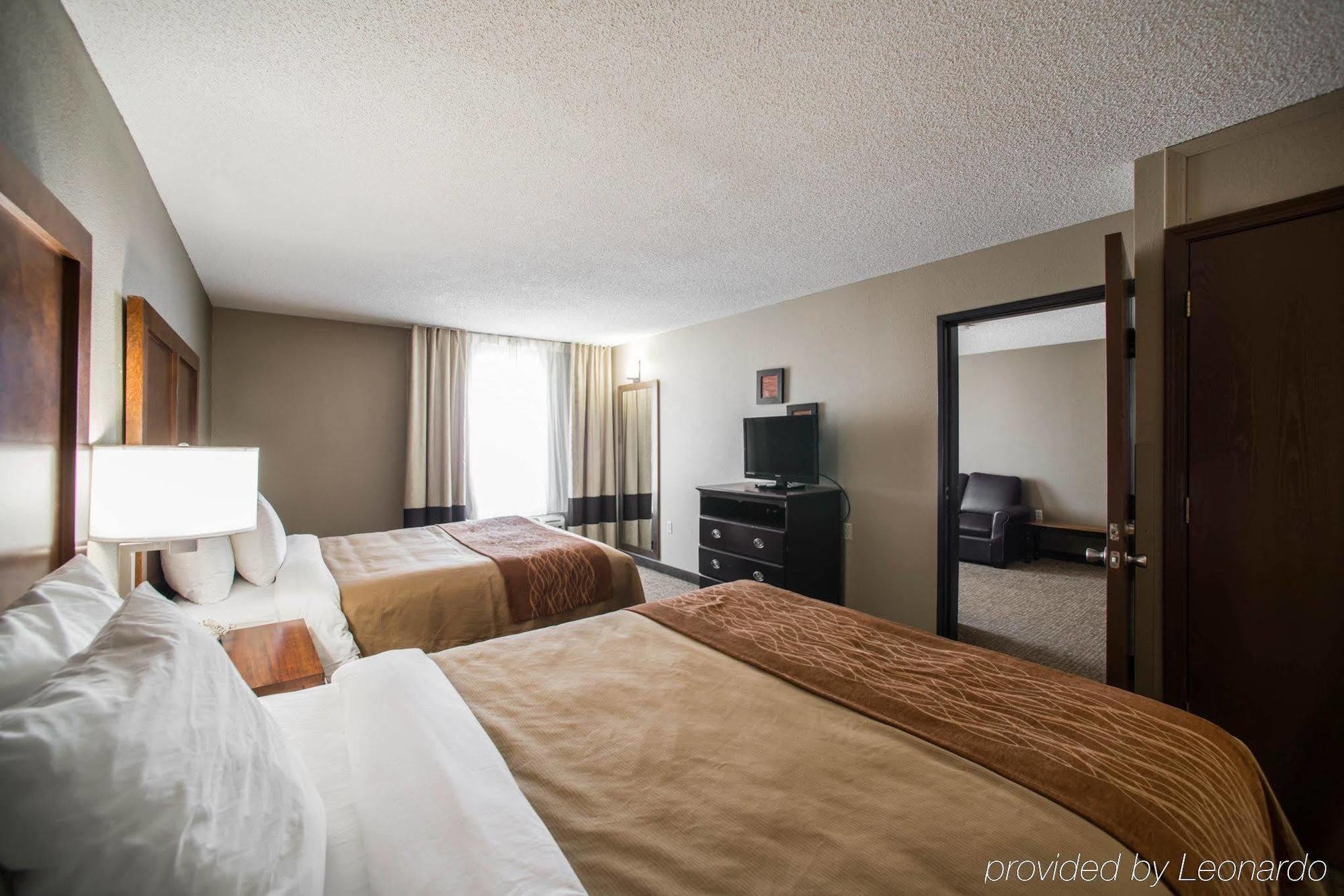 Comfort Inn & Suites St Louis-Hazelwood Zewnętrze zdjęcie